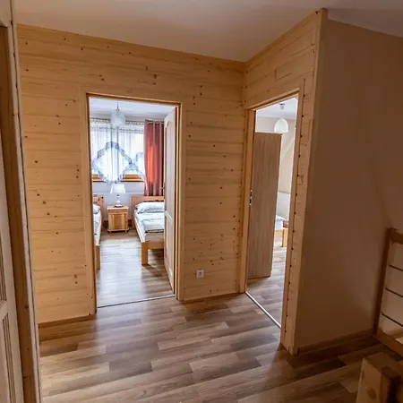 Pod Lasem Podhale Nyaraló *