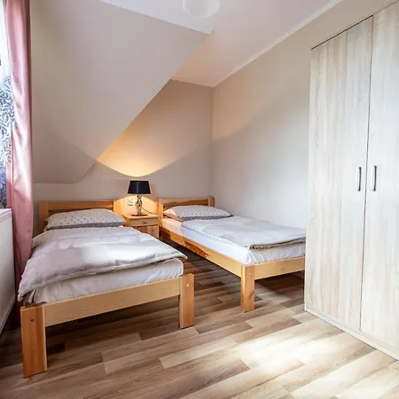 Pod Lasem Podhale Holiday home *