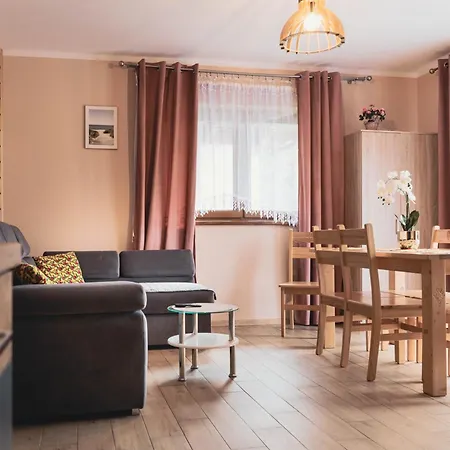 Pod Lasem Podhale Dom wakacyjny *