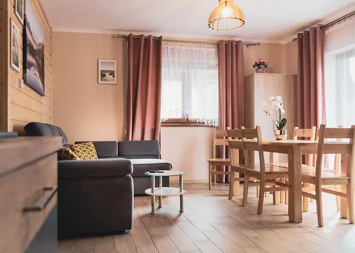 Pod Lasem Podhale Dom wakacyjny *